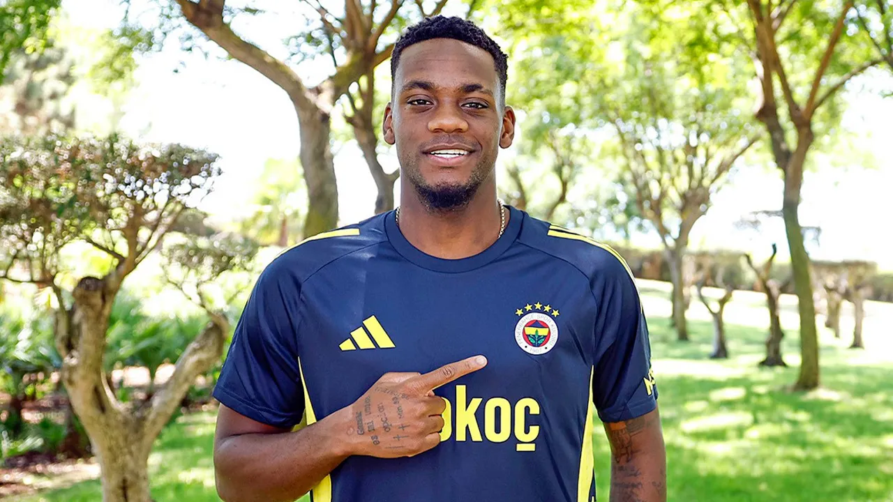 Fenerbahçe'de beklenen ayrılık! Jhon Duran'ın yeni adresi belli oldu