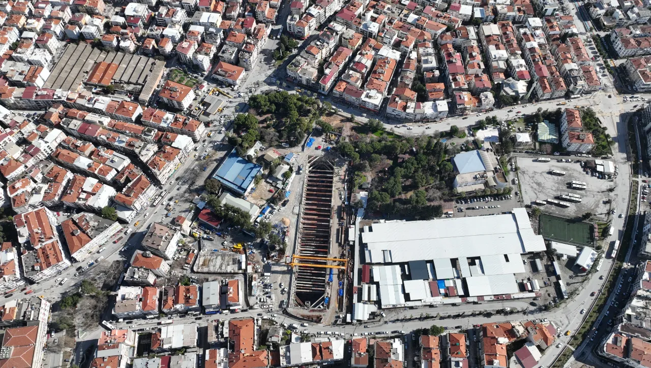 İzmir Buca metrosunda beklenen gün! 2027'de tamamlanacak, günde 400 bin yolcu taşıyacak