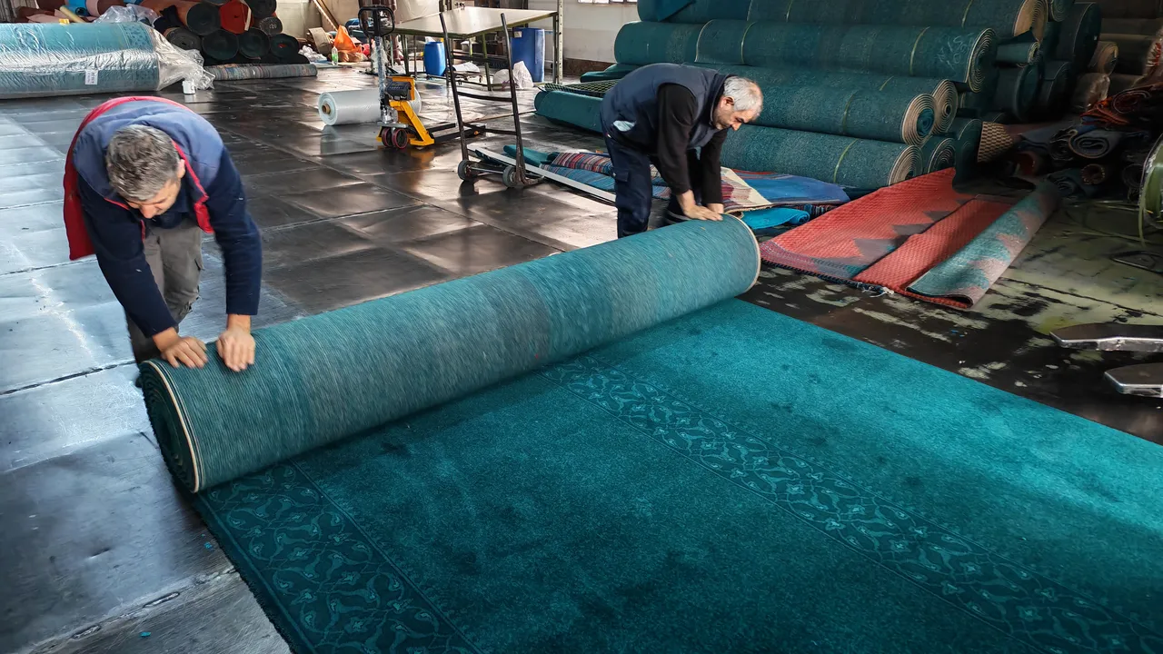 Manisa'da dokundu, Tokyo'da serildi: Japonya'nın göbeğindeki camiye Türk imzası