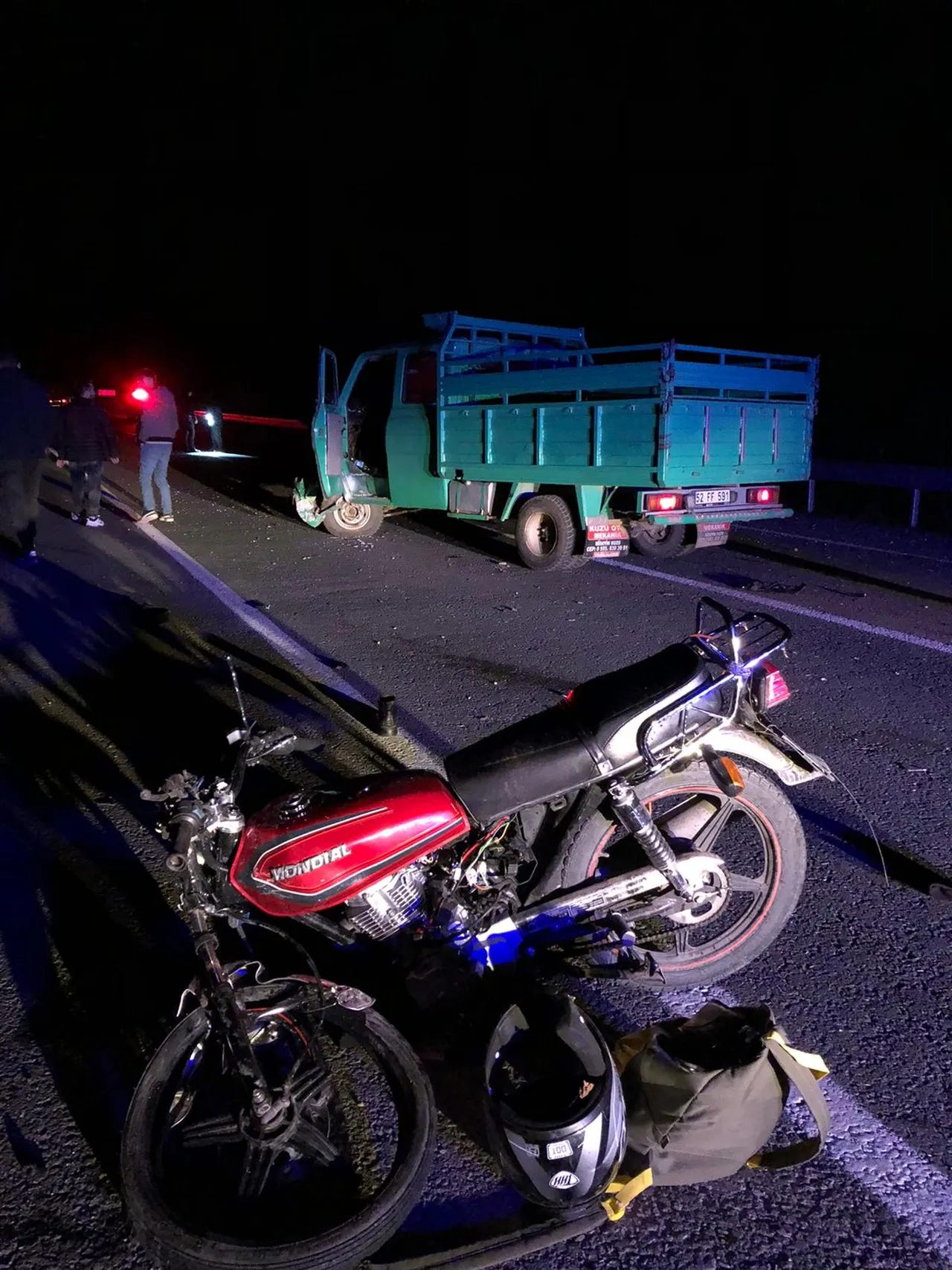 Motosikletle kamyonetin çarpıştığı kazada 2 kişi öldü! Giresun'da feci kaza