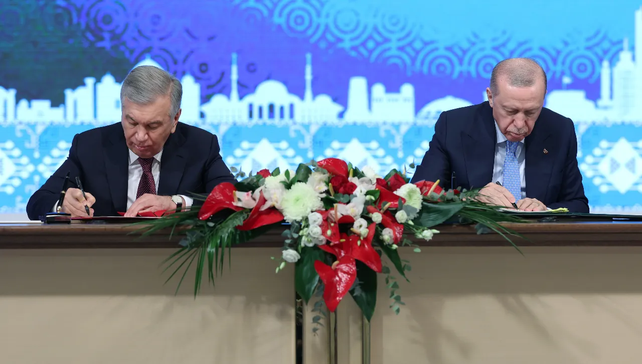 Özbekistan'la tam iş birliği! Hedef 10 milyar dolar