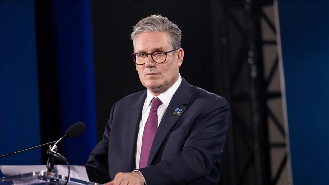 Starmerın Çin ziyareti, Trumpı küplere bindirdi: İngiltere bir seçim yapmak zorunda kalabilir