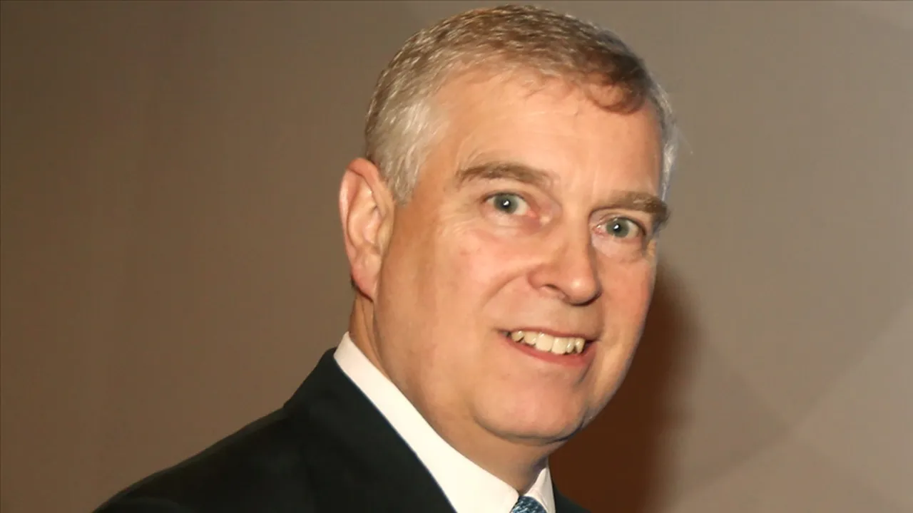 Epstein ile olan ilişkisi yeniden gündemde! Prens Andrew kimdir?