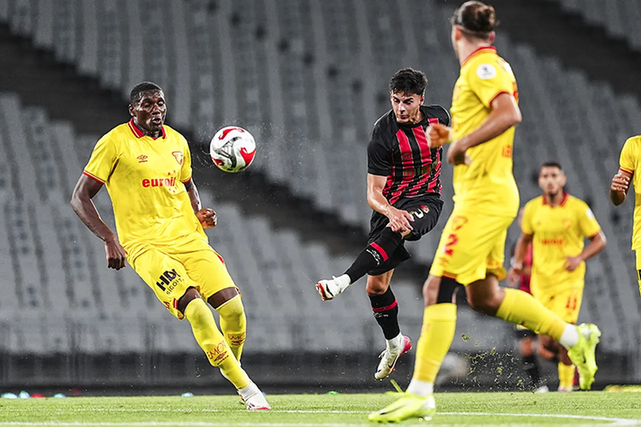 Göztepe Karagümrük maçı hangi kanalda canlı yayınlanacak, ne zaman, saat kaçta? Maçı Ömer Tolga Güldibi yönetecek!