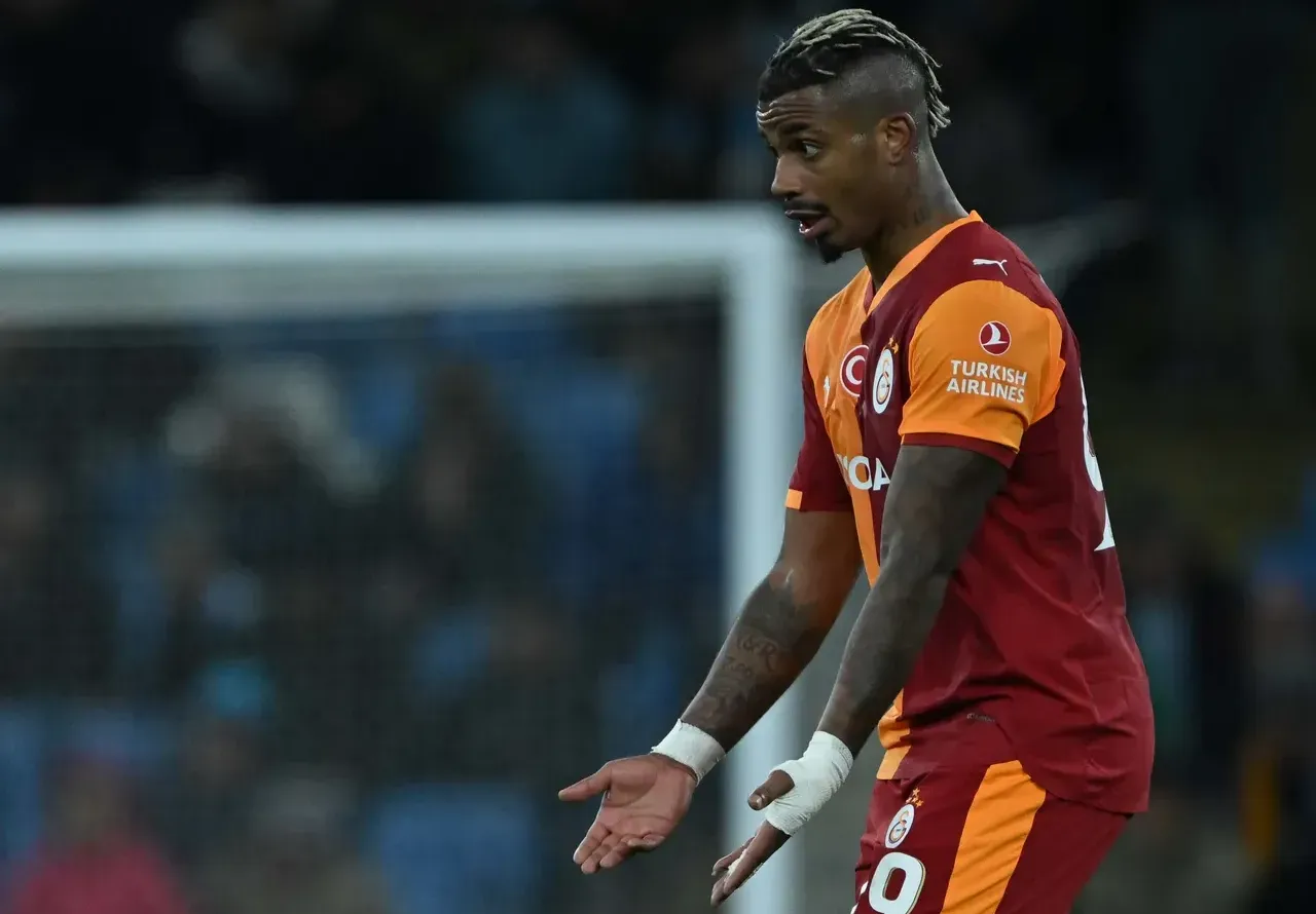 Bu sezon forma giydiği maçlarda üç kez sarı kart gören Mario Lemina, Kayserispor maçına ceza sınırında çıkacak.