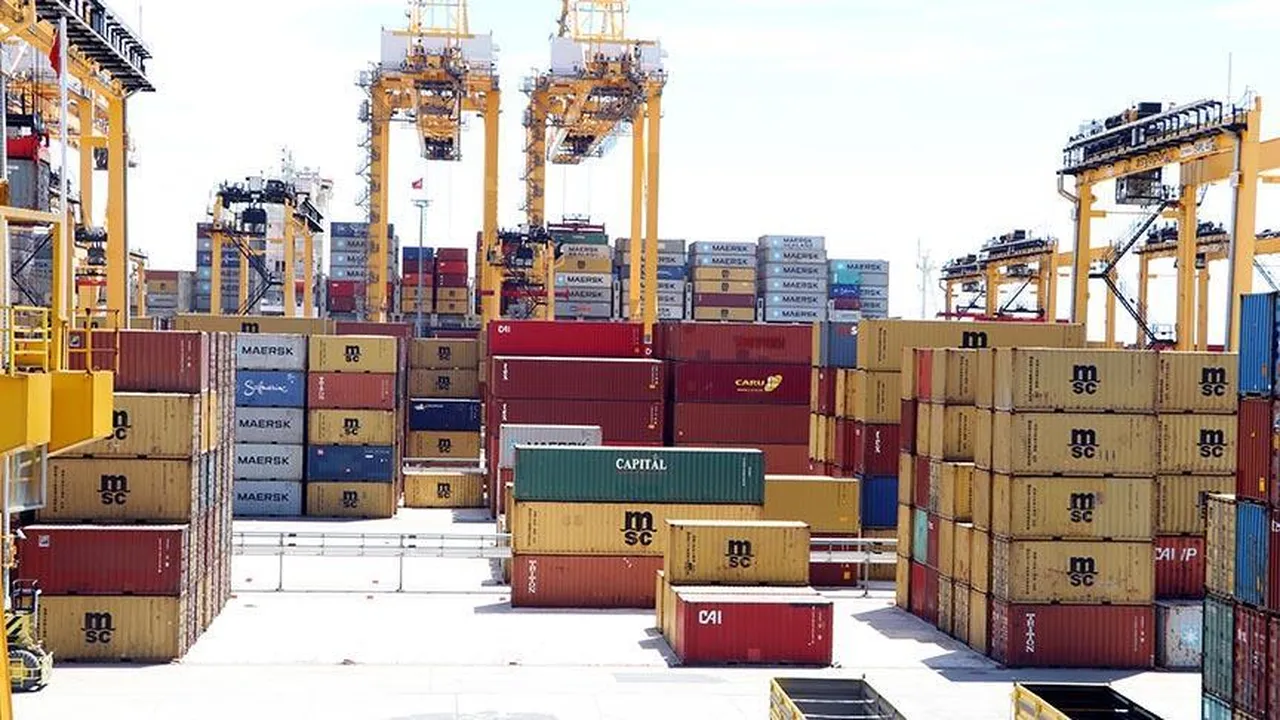 Limanlarda Cumhuriyet rekoru kırıldı! 553 milyon tonu aştı