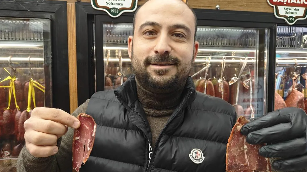 Tescilli lezzet lüks oldu: Kayseri pastırmasında fiyatlar uçtu! Dilimi 32 lira, kilosu 3 bin lira