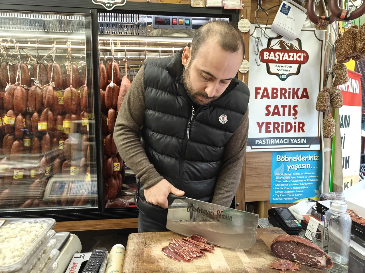 Tescilli lezzet lüks oldu: Kayseri pastırmasında fiyatlar uçtu! Dilimi 32 lira, kilosu 3 bin lira