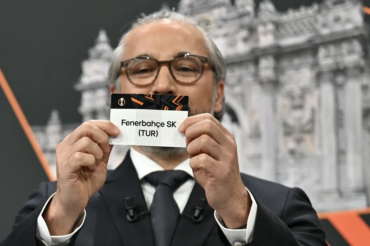 Fenerbahçe'nin rakibi Nottingham Forest oldu