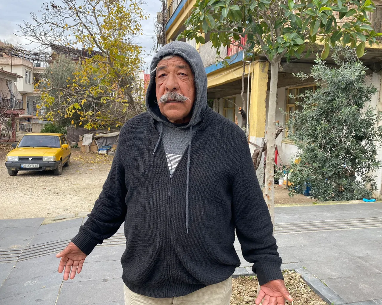 Ev sahibi Şaban Bülüç