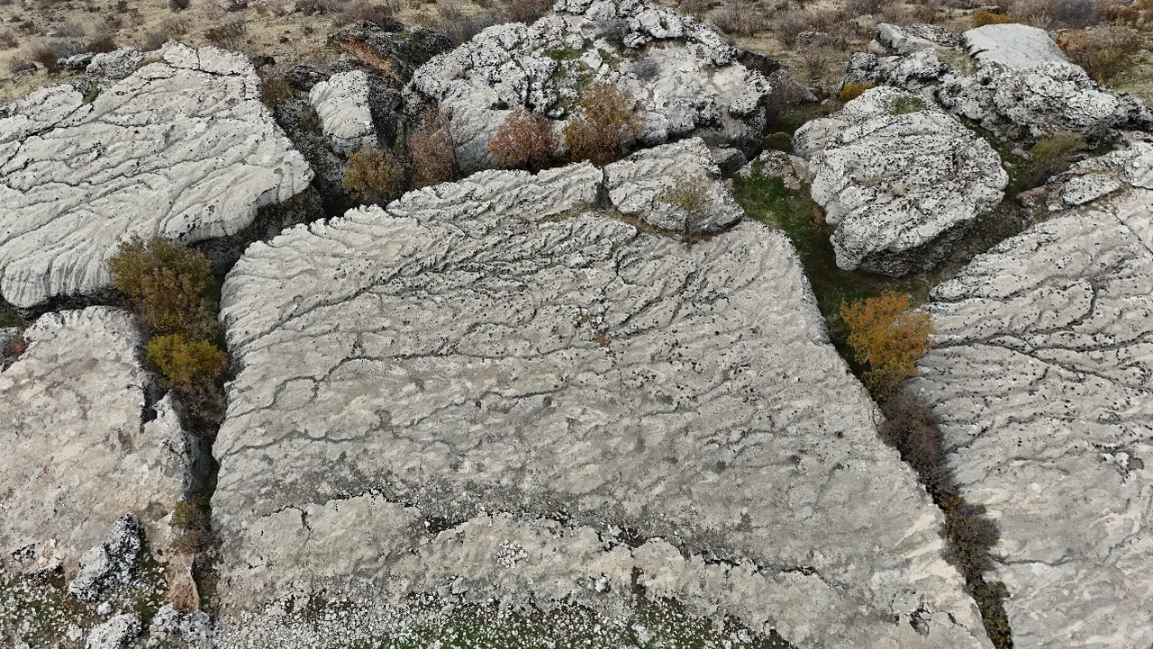 Diyarbakır’da kayaların arasında ‘Orta Doğu hazinesi’, 20 bin yıl sonra ortaya çıktı