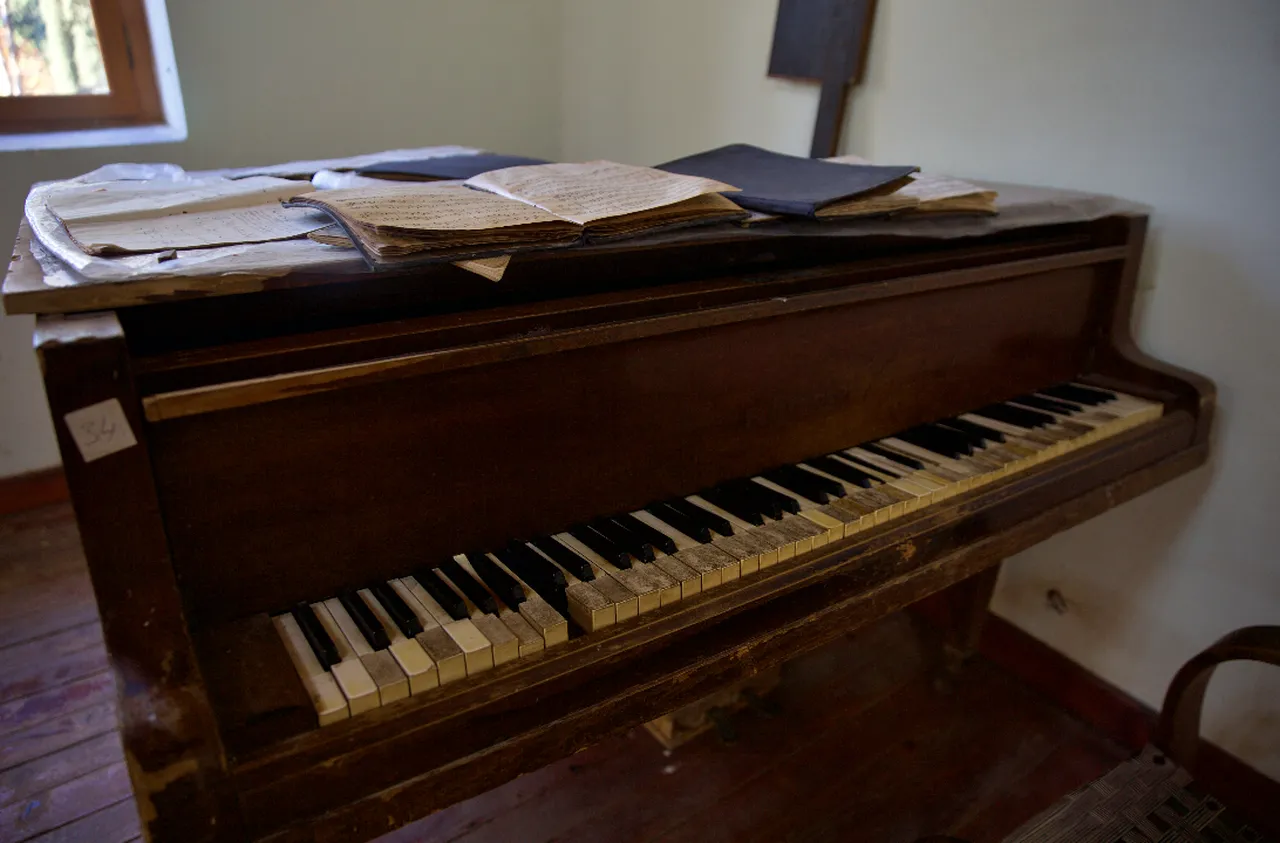 o dönemki öğrencilerin kullandığı malzemeler