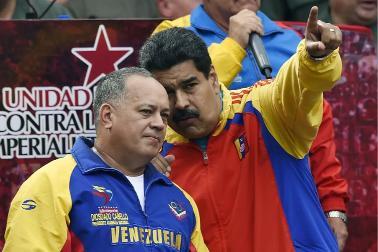 Maduro iktidardan düştü: En yakın dostları hala Venezuelanın iplerini tutuyor