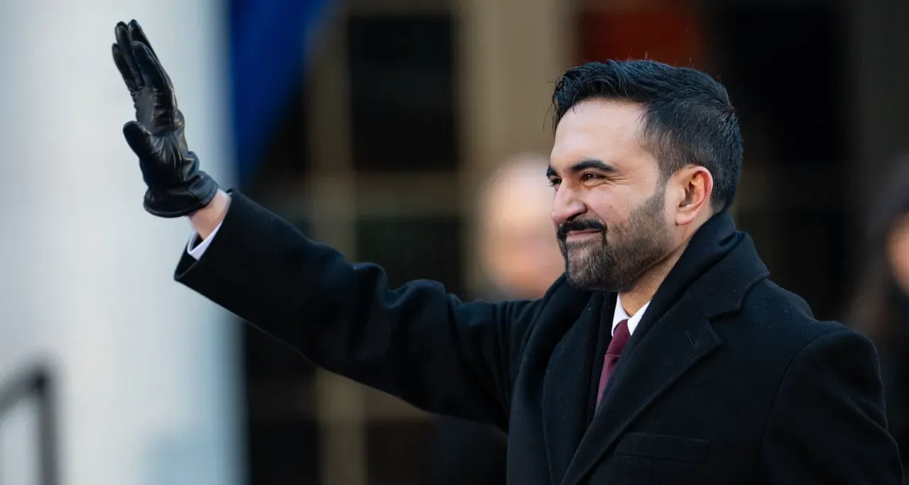 New Yorkun ilk Müslüman Belediye Başkanı Mamdani Trumpa aradı!  Maduroyu bırak  çıkışı