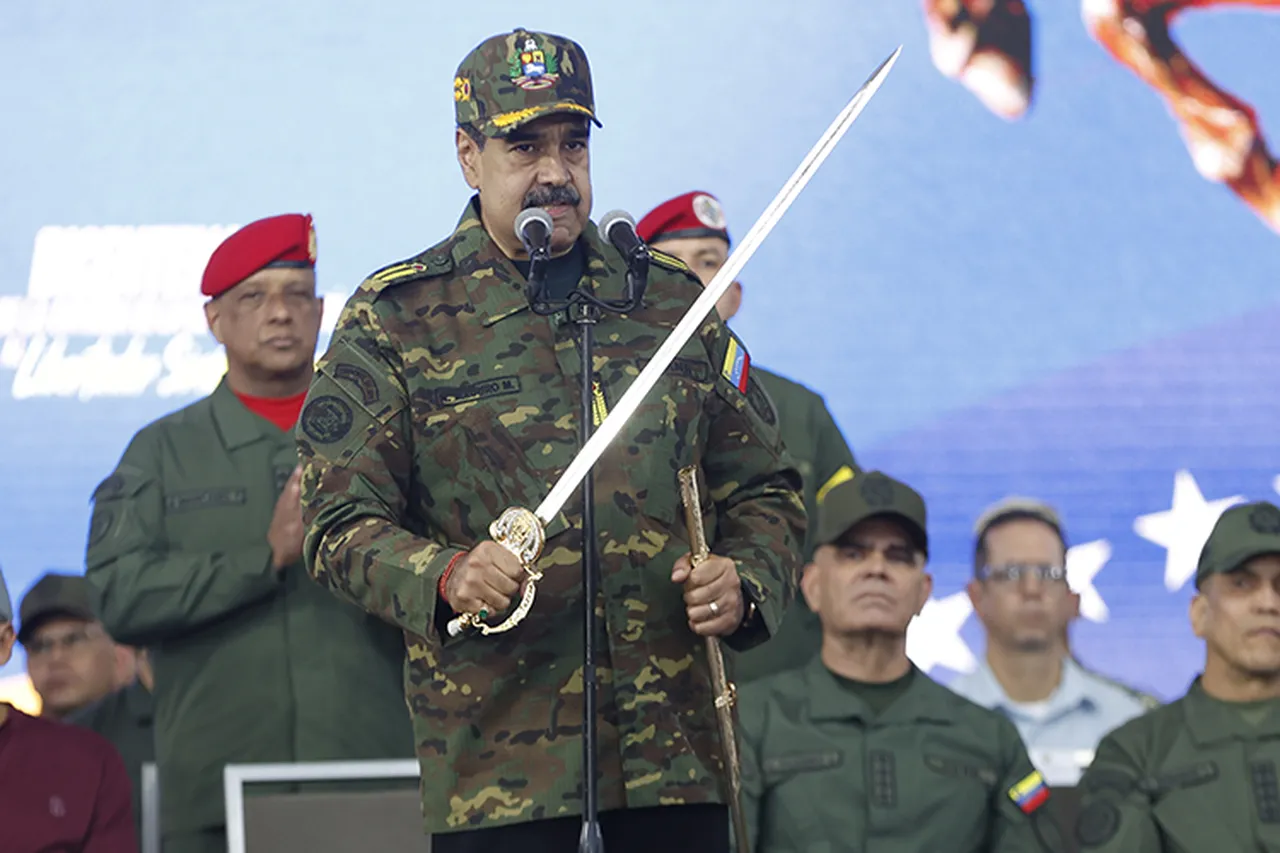 Nicolas Maduro kimdir, yakalandı mı? Maduro nın elleri bağlı görüntüleri yayınlandı