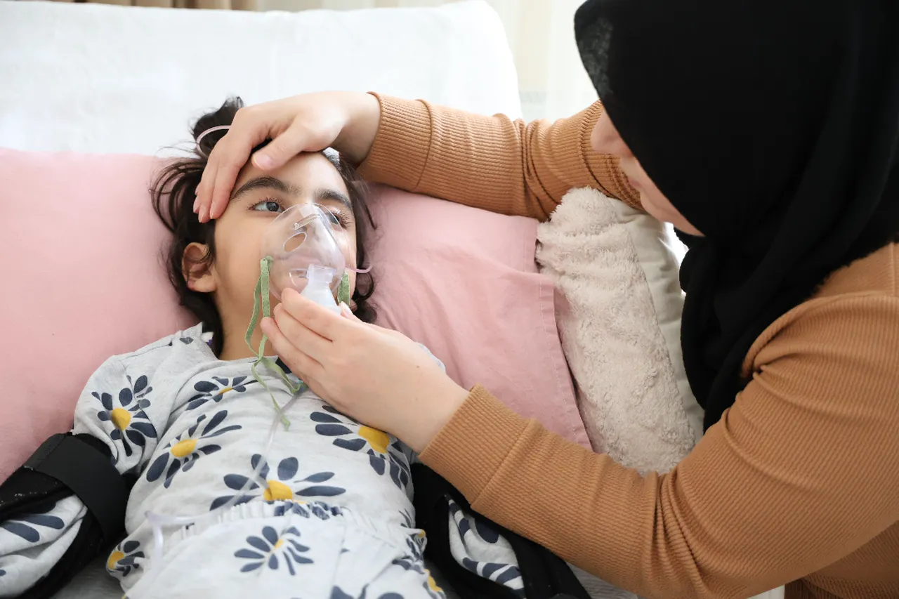 Yürüyerek girdiği hastanede yatalak oldu! 'Yanlış iğne' iddiası gündeme oturdu