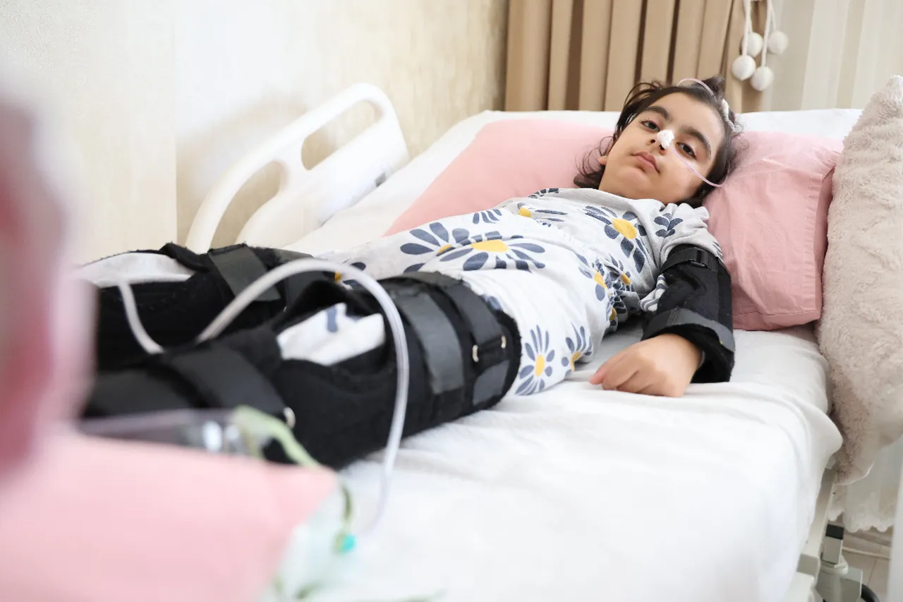 Yürüyerek girdiği hastanede yatalak oldu! Yanlış iğne iddiası gündeme oturdu