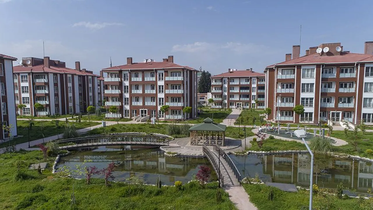 500 bin sosyal konutta kura heyecanı! 14 ilde hak sahipleri belli olacak