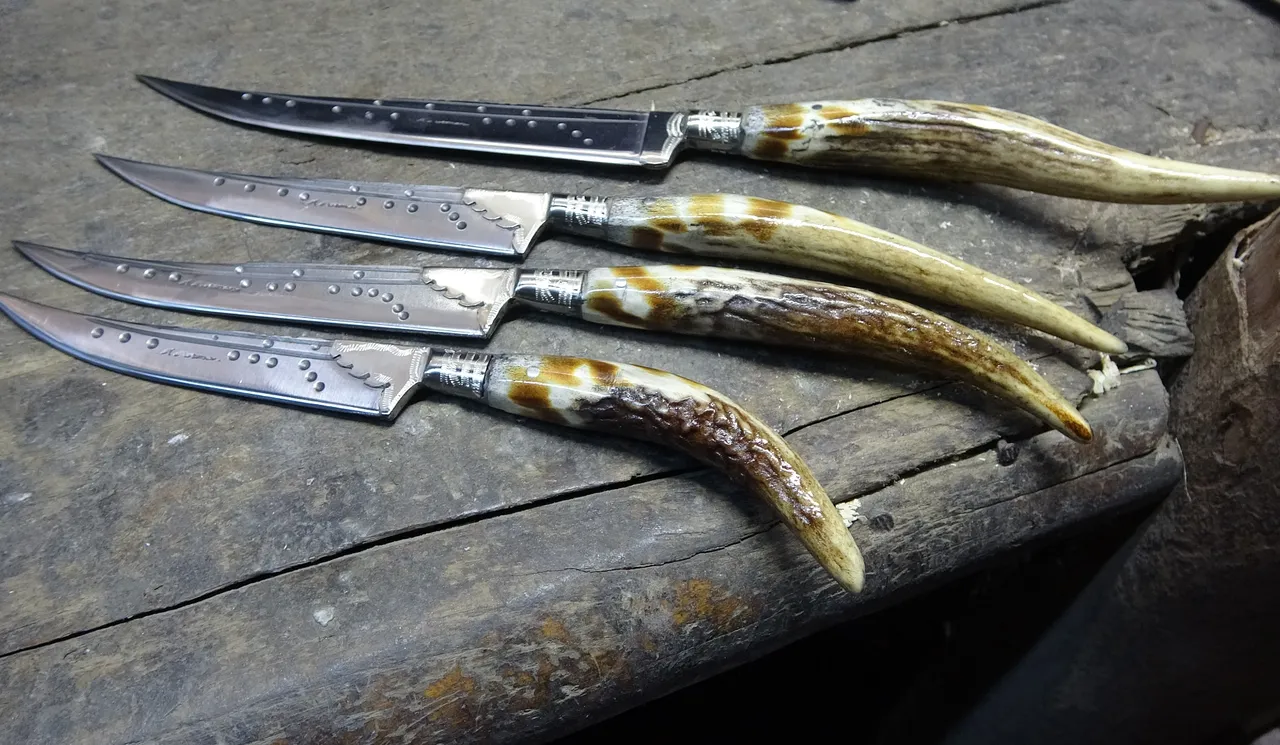 Bu mesleği yapan 2 kişi kaldı! 72 yıl önce başladı, günde 6 bin TL kazanıyor 