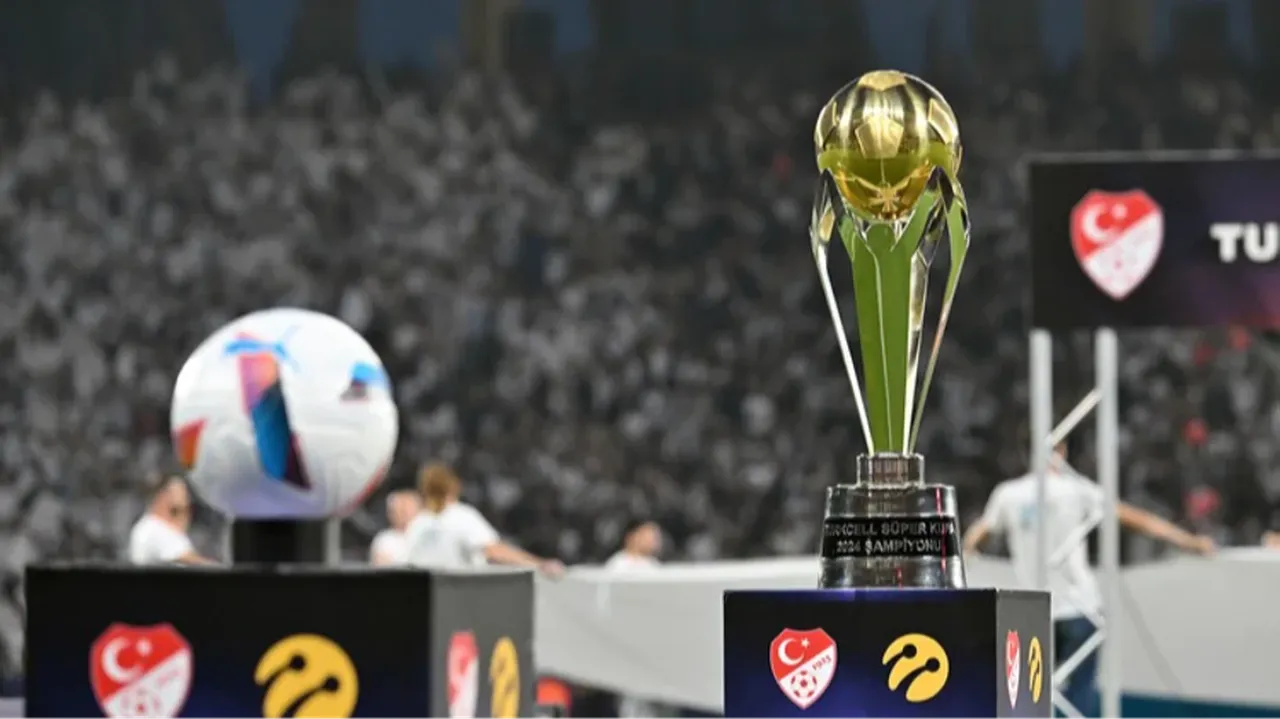 Galatasaray Trabzonsporu yenerse ne olur, yenilirse ne olur, elenir mi? Süper Kupa canlı yayın bu akşam!