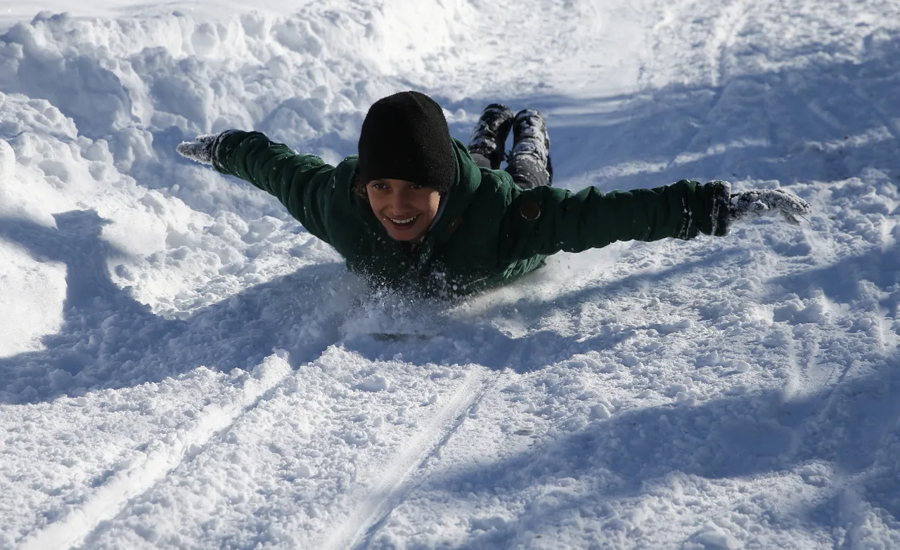 İstanbula yeniden kar yağacak! 2. soğuk hava dalgası geliyor, tarih verildi