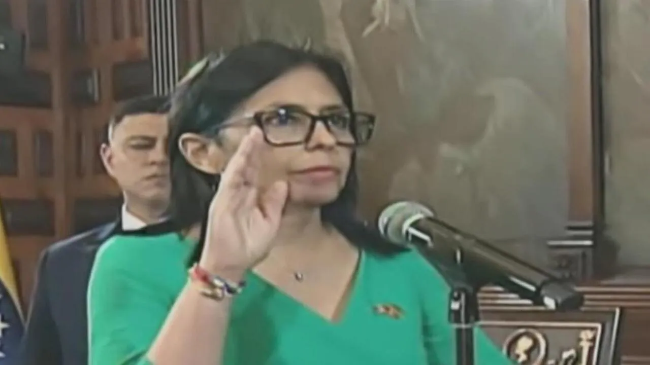 Maduro'nun yerine geçmişti! Delcy Rodriguez Venezuela Meclis'nde yemin etti 