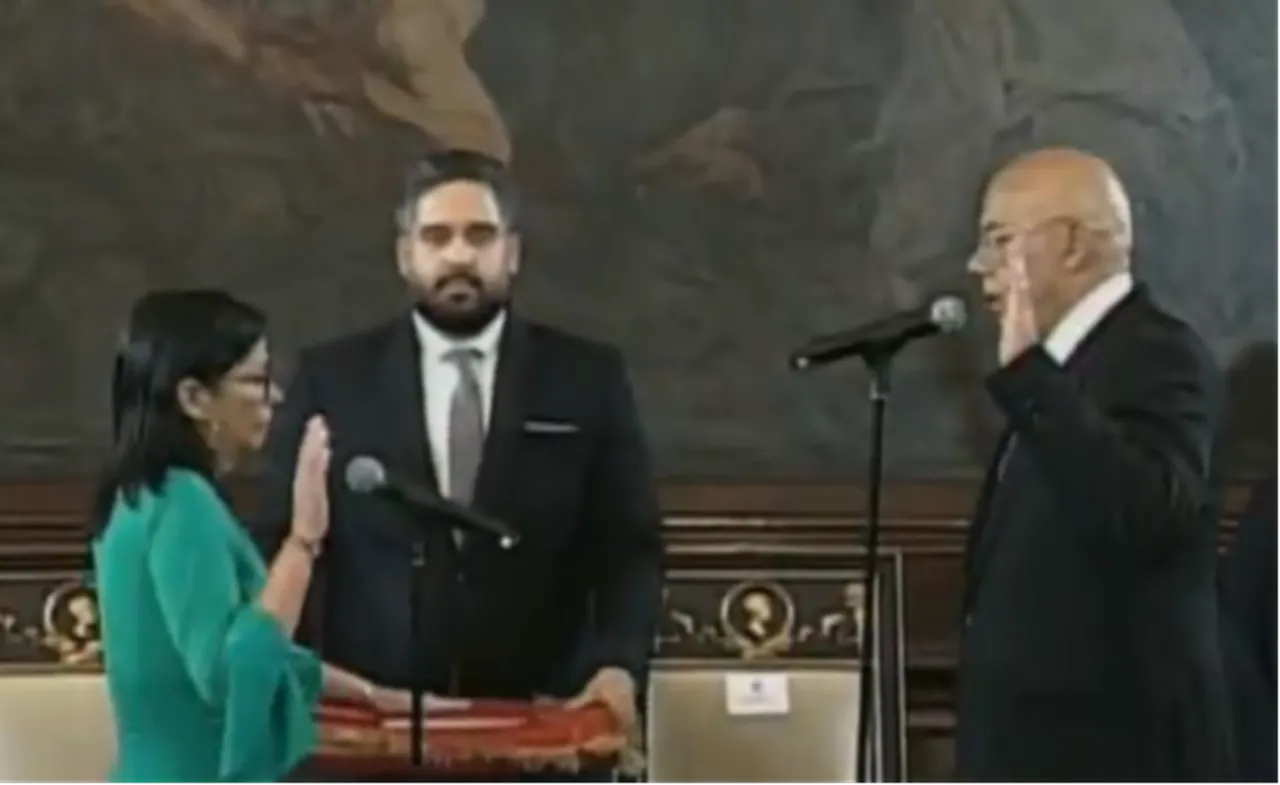 Maduro'yu teslim mi ettiler? Venezuela'nın yeni yönetiminde sır üçlü