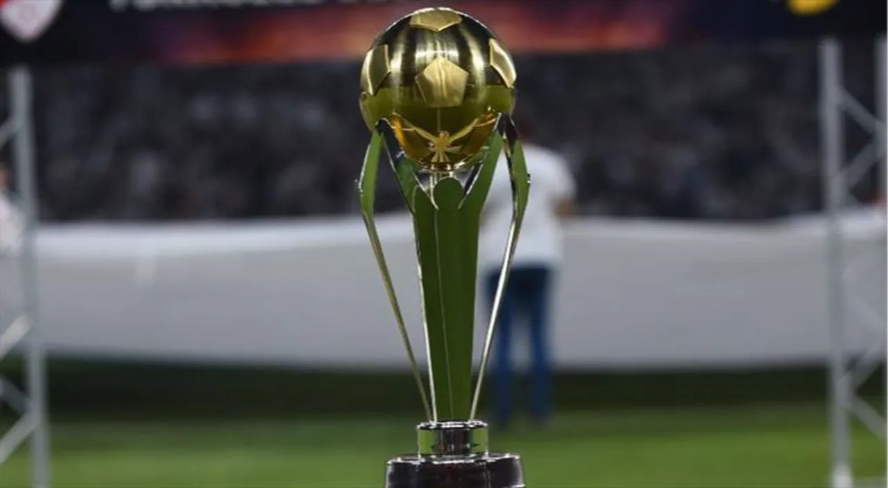 Süper Kupada kırmızı kart ligde geçerli mi? Süper Kupa yarı final maçı öncesi gündemde!