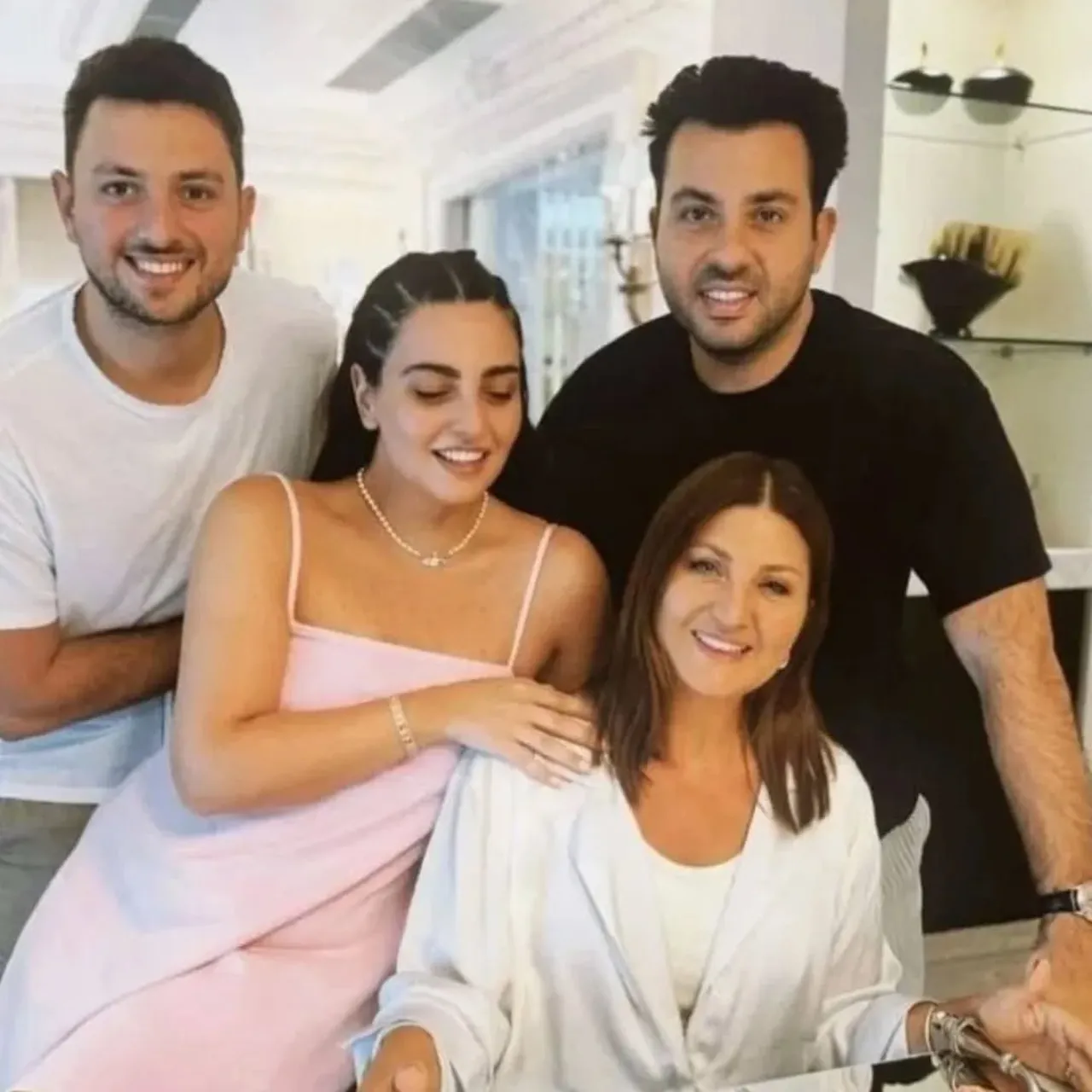 2 milyon dolarlık jest! Sibel Can’ın torununa hediyesi ağızları açık bıraktı