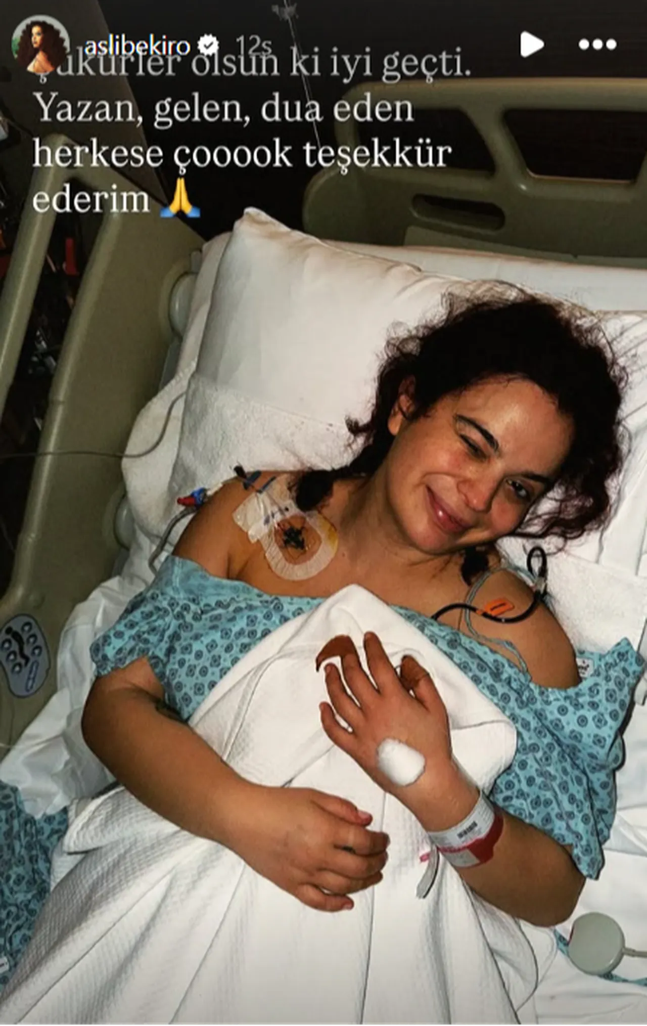 Bağırsağı yanlışlıkla kesilmişti… Aslı Bekiroğlu’ndan yeni ameliyat sonrası ilk açıklama