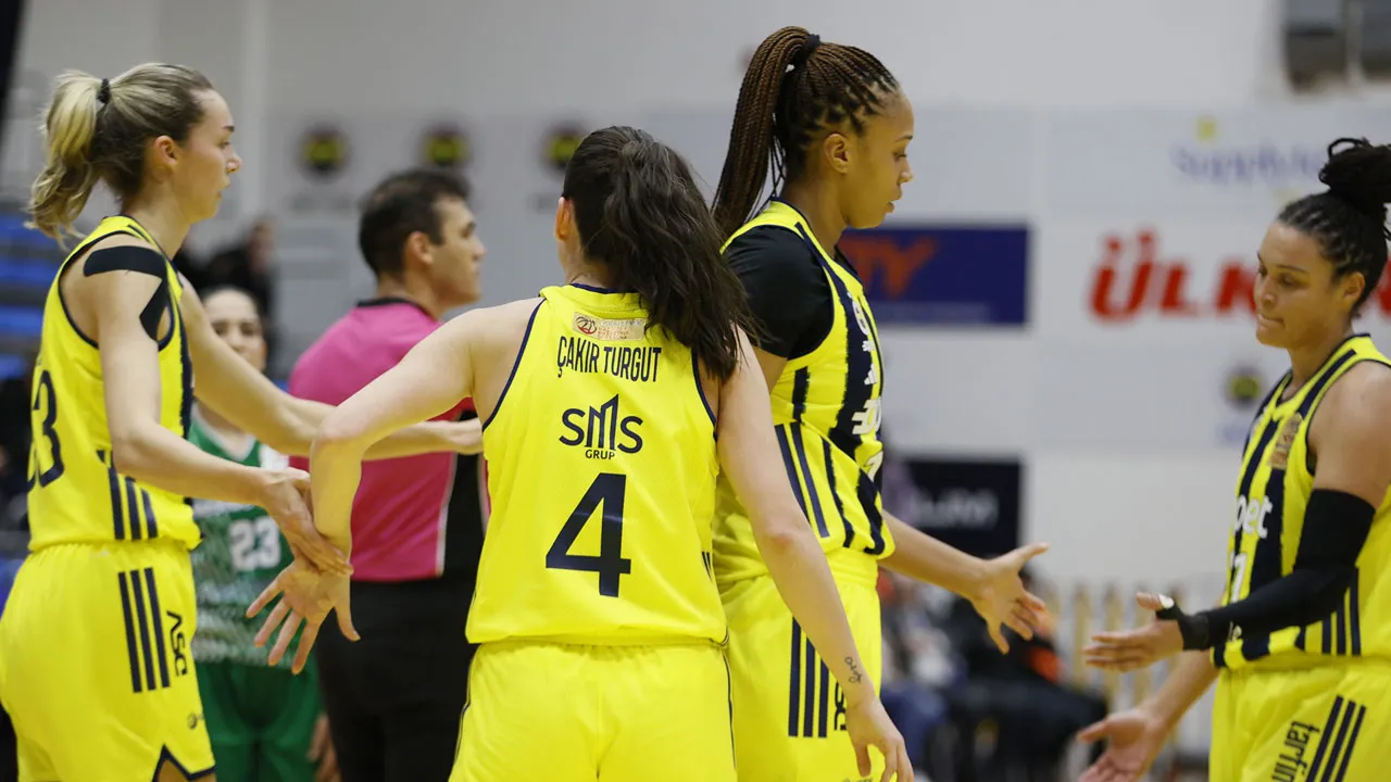 Fenerbahçe, 53 sayılık farkla Dörtlü Final'e çıktı
