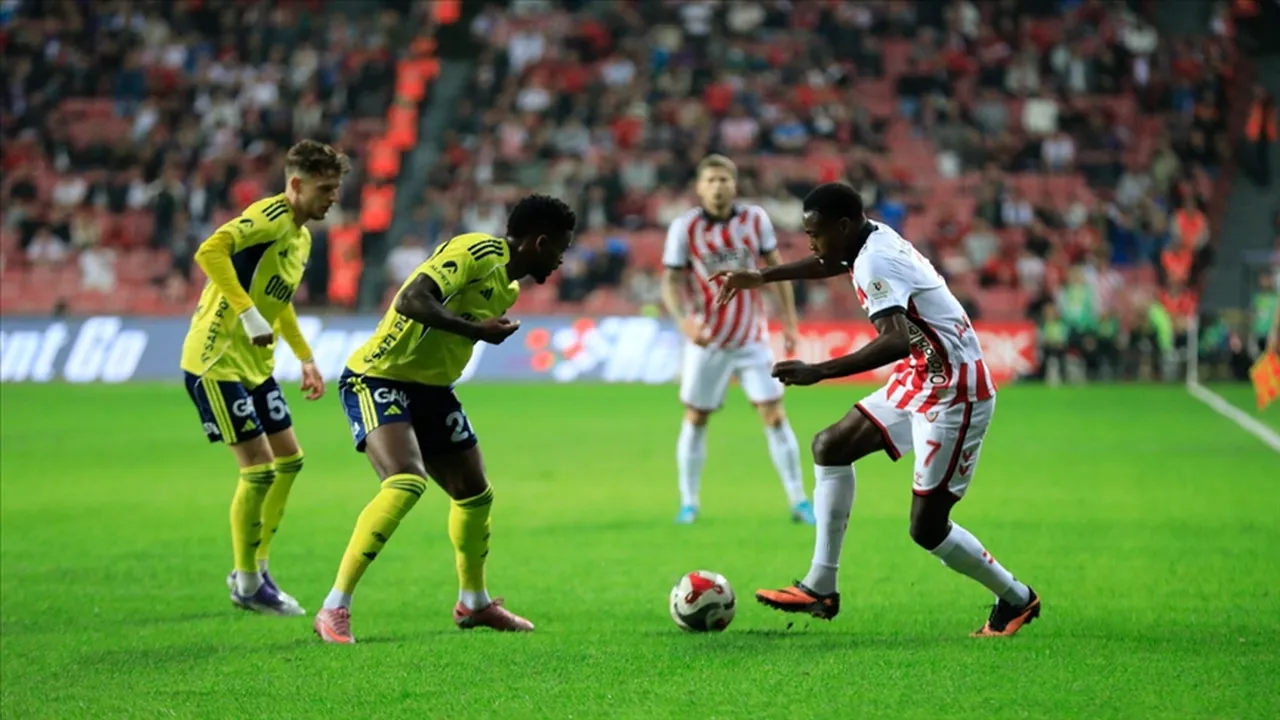 Fenerbahçe-Samsunspor maçında kimler eksik, Fred ve Musaba oynayacak mı? İşte muhtemel ilk 11