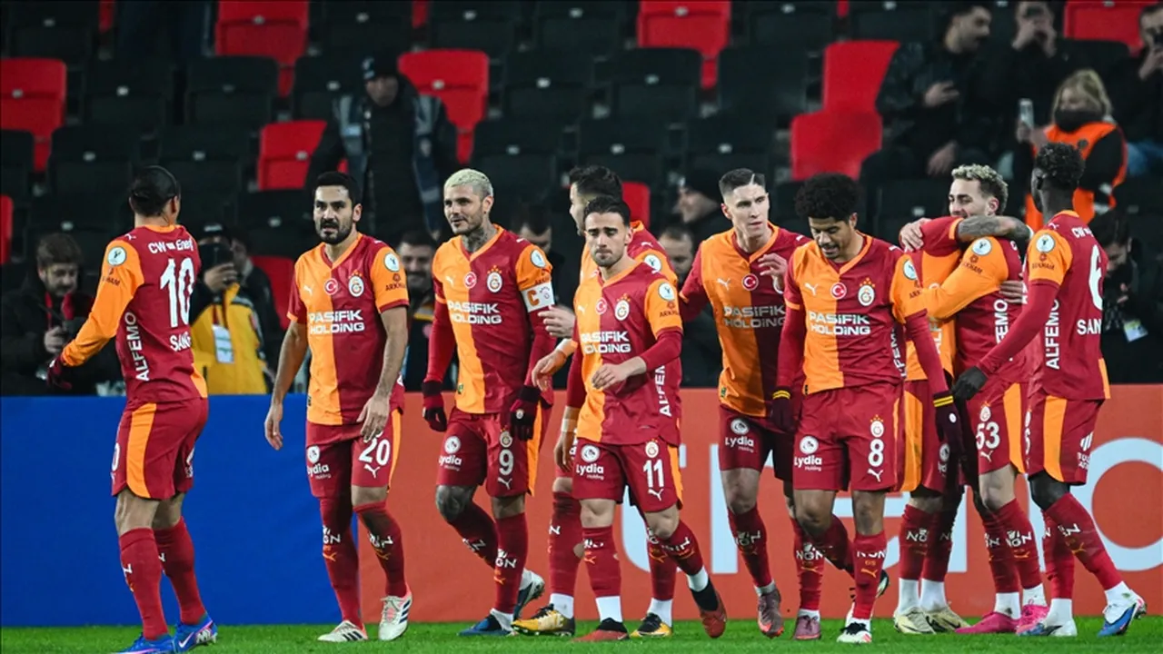 Galatasaray - Fenerbahçe Süper Kupa final maçı biletleri ne zaman satışa çıkacak? Bilet fiyatları gündemde