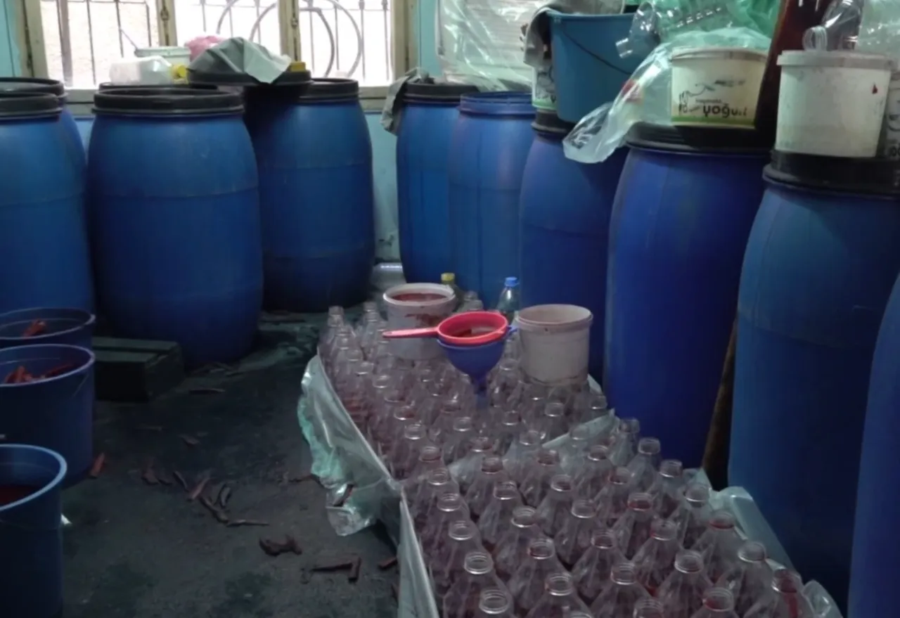 İmalathanede mide bulandıran görüntü! Zabıta bile dayanamayıp isyan etti