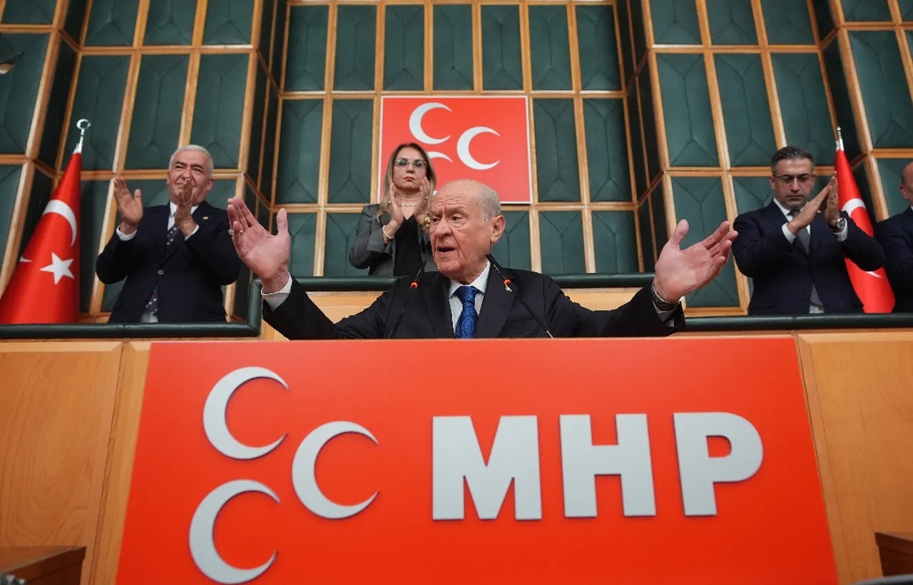 MHP lideri Bahçeliden Venezuela açıklaması: 15 Temmuz ihanetiyle benzerliği dikkat çekici