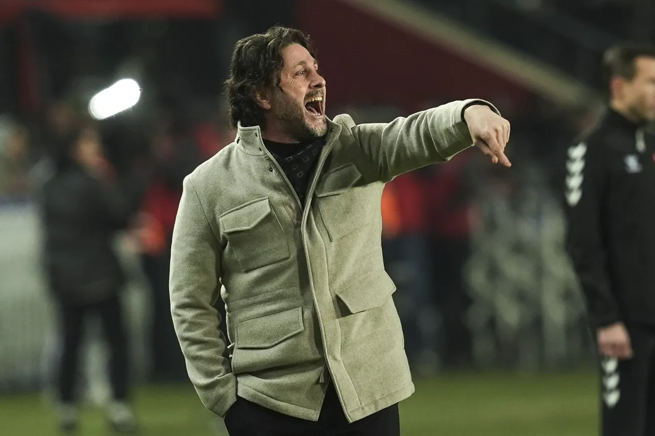 Teknik direktör Fatih Tekke, üç büyük rakipleri karşısında galibiyet almadı