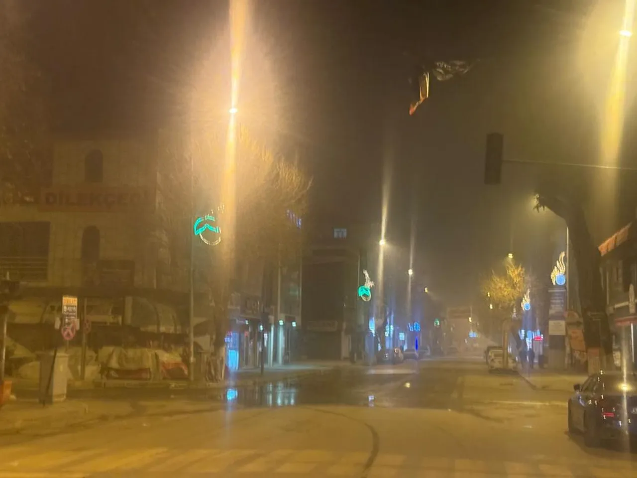 Türkiyenin en kirli ili! Avizeler bile çamur içinde, silinen yer 2 saat sonra toz içinde kalıyor