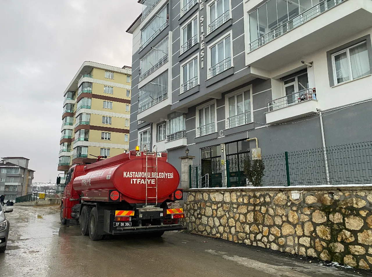 4 gündür kesintinin olduğu Kastamonuda vatandaşlara su dağıtıldı