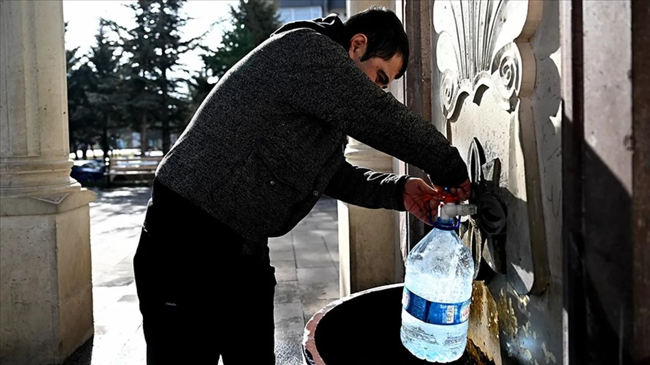 Ankara'da bir su kesintisi daha! ASKİ suyu kesilecek mahalleleri açıkladı
