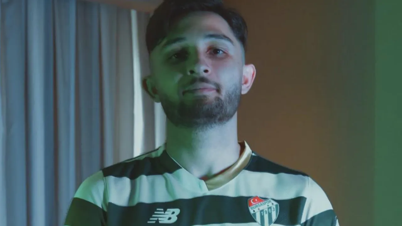 Bursaspor'dan hücum bölgesine takviye: Salih Kavrazlı