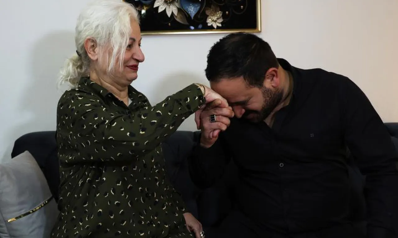 Kaşıntı ve halsizlikle başladı, oğlu hayatını kurtardı: ‘Sayesinde nefes alıyorum’