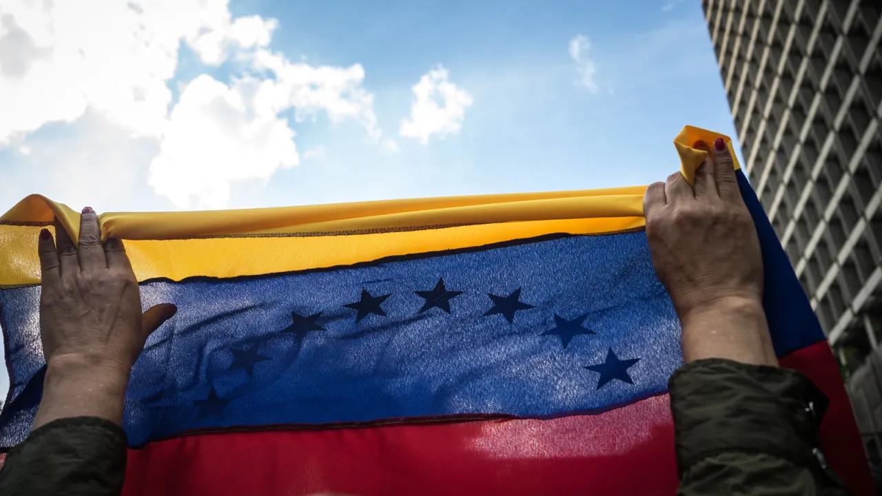 Maduro'yu savunurken can verdiler! Venezuela'da ulusal yas ilan edildi