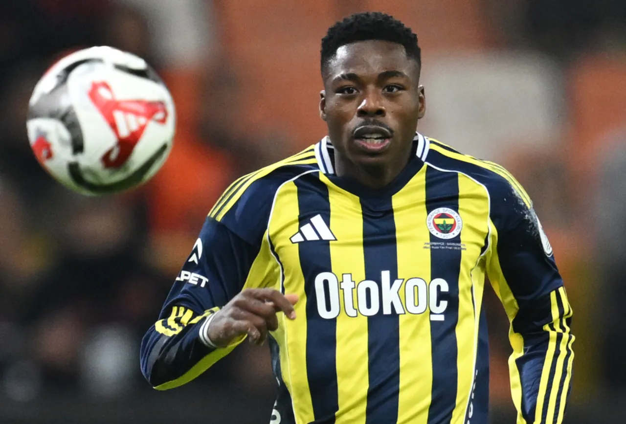 Usta kalemler Fenerbahçe-Samsunspor maçını değerlendirdi: Musaba sanki 40 yıllık Fenerbahçeli gibiydi