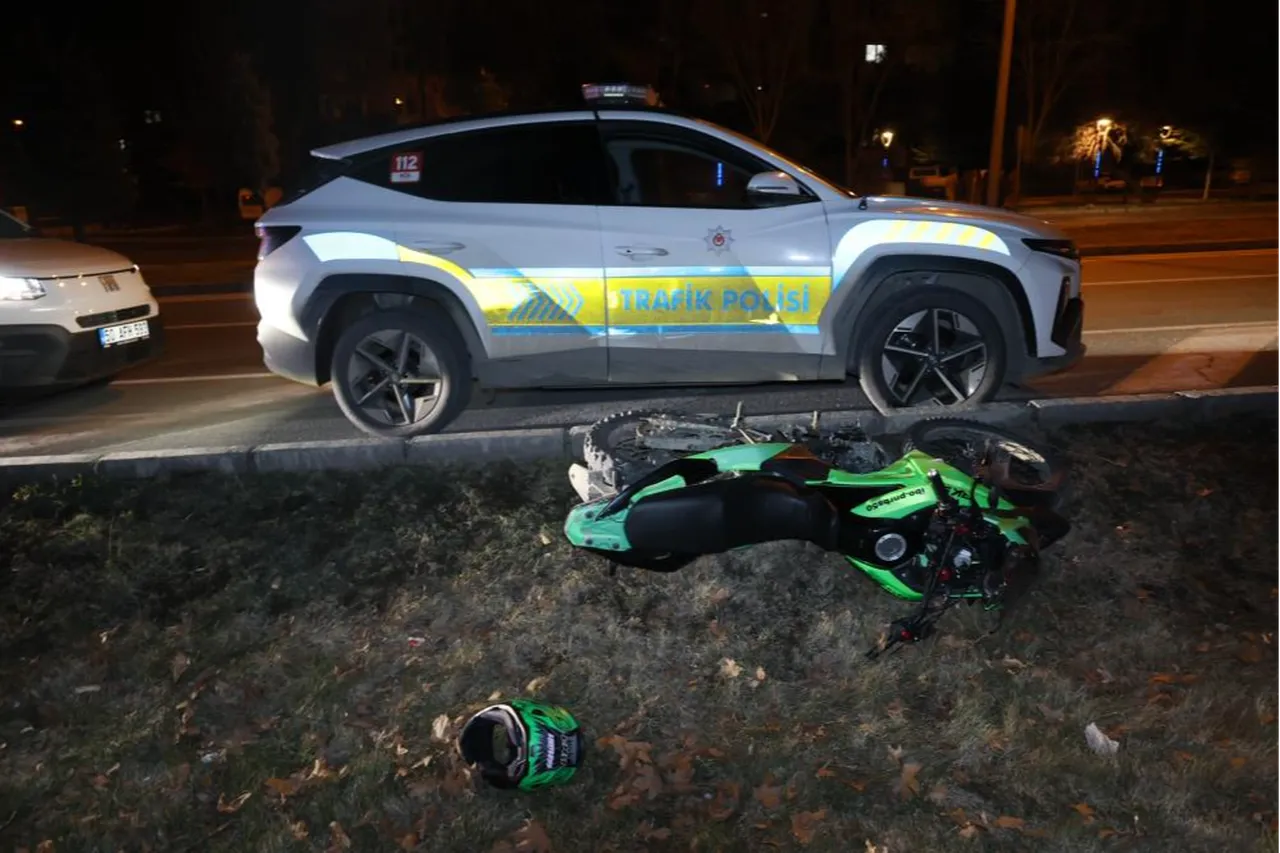 Dur ihtarına uymayan çocuk sürücüye 122 bin lira ceza