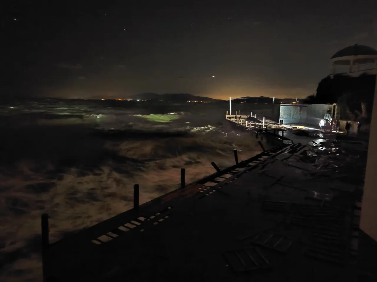 Fırtına var  demelerine rağmen zorla çalıştırıldılar! 1 işçi öldü, diğeri ağır yaralı