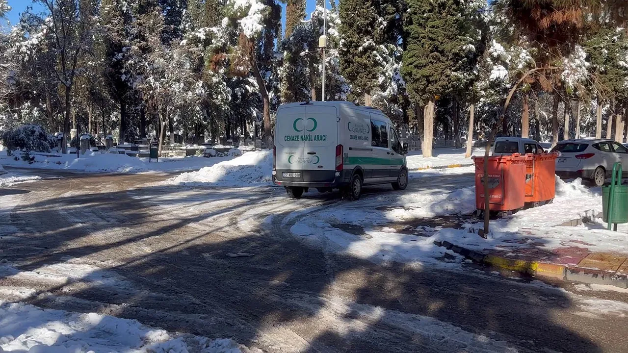Gaziantep'te bir haftada ikinci korkunç olay! Bir işçi daha yem makinesine düştü 