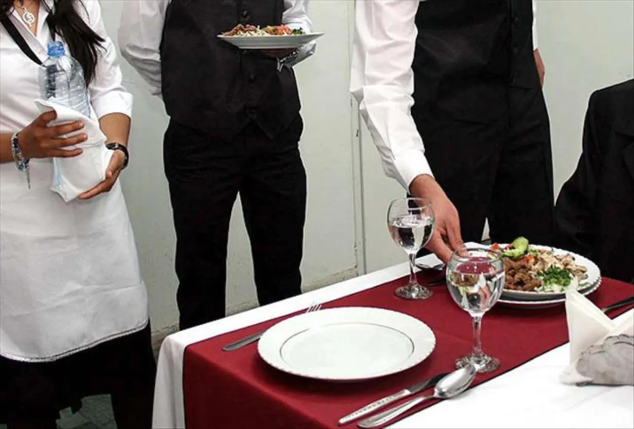 İş fırsatları bu alanlarda yoğunlaştı! 2025 yılında en çok işe alım yapan meslekler