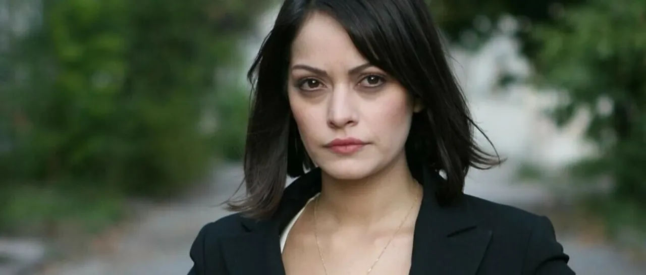 Kıskanmak Dizisi Defne kim? Sezin Akbaşoğulları oynadığı diziler ve kariyeri