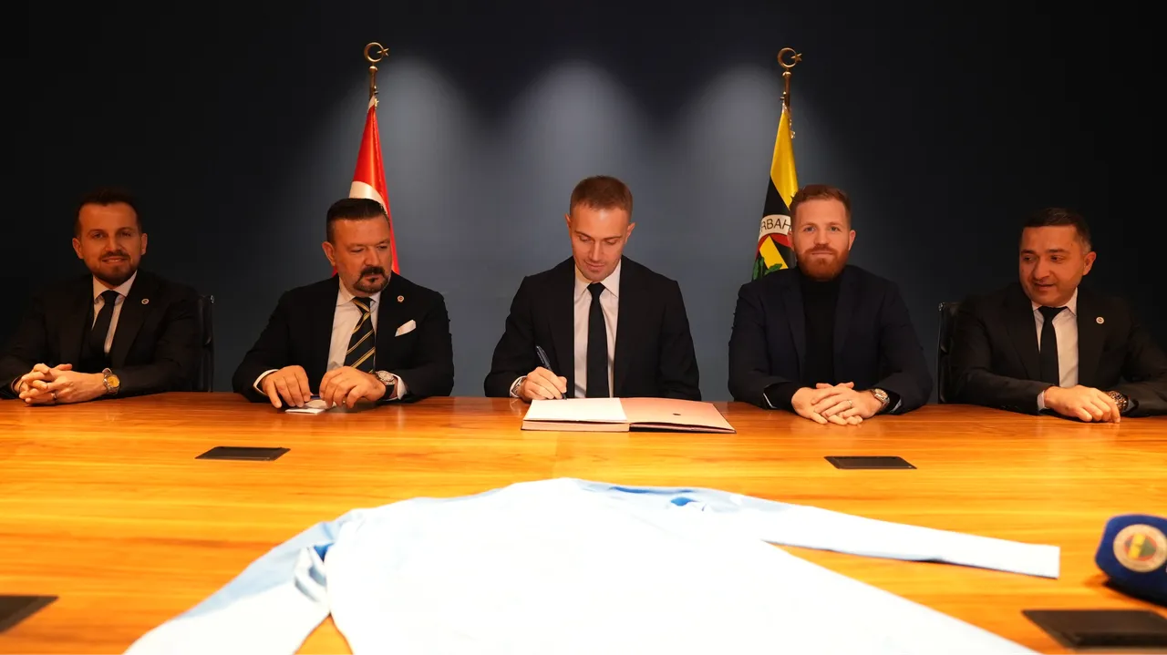 Mert Günok Fenerbahçede:  Ben hep Kadıköyde yaşadım, büyüdüm