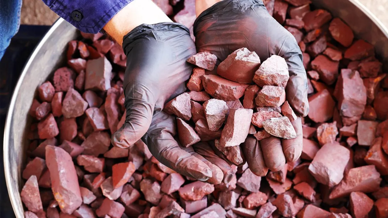 Değeri katrilyonlarla ölçülüyor! Bugüne kadarki en büyük demir rezervi bulundu